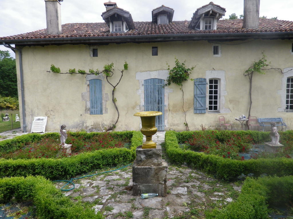 Mimbaste Chambres Et Table D'Hotes Manoir Capcazal De Pachiou المظهر الخارجي الصورة